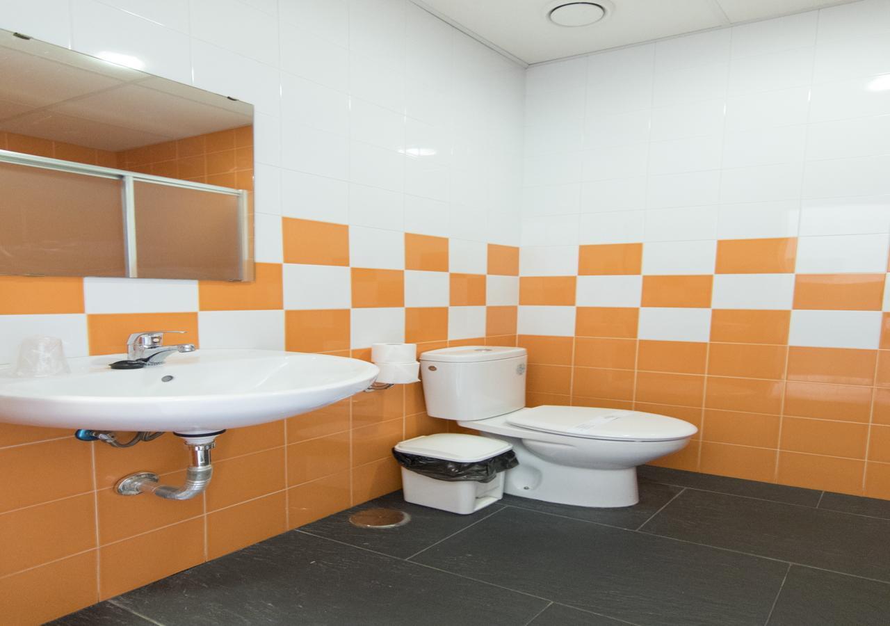 Albergue Inturjoven Malaga Exterior photo